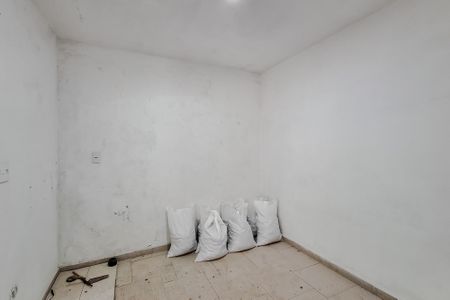 Casa à venda com 160m², 2 quartos e 5 vagasQuarto de Serviço
