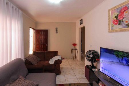 Sala de casa para alugar com 3 quartos, 250m² em São Rafael, São Paulo