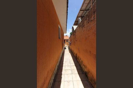 Casa para alugar com 250m², 3 quartos e 2 vagas Casa para alugar com 250m², 3 quartos e 2 vagasCorredor