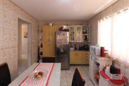 Casa para alugar com 250m², 3 quartos e 2 vagas Casa para alugar com 250m², 3 quartos e 2 vagasCozinha