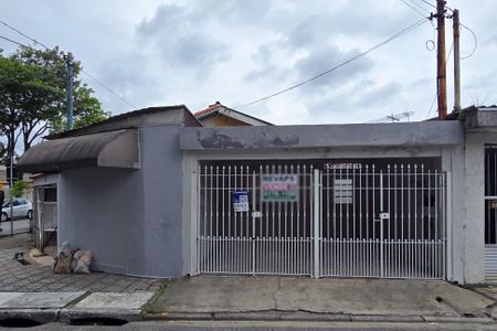 Casa à venda com 128m², 2 quartos e 2 vagasFachada