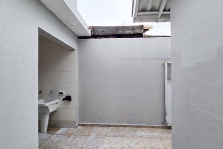 Casa à venda com 128m², 2 quartos e 2 vagasQuintal