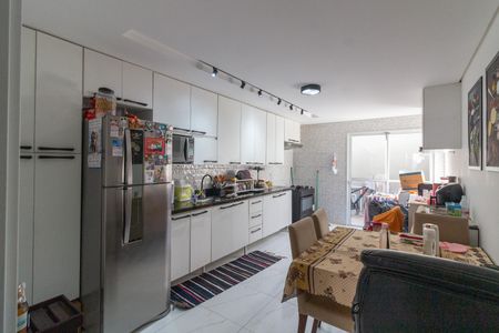 Casa à venda com 84m², 2 quartos e 2 vagas Casa à venda com 84m², 2 quartos e 2 vagasCozinha