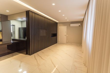 Sala de apartamento para alugar com 3 quartos, 110m² em Santo Antônio, Belo Horizonte