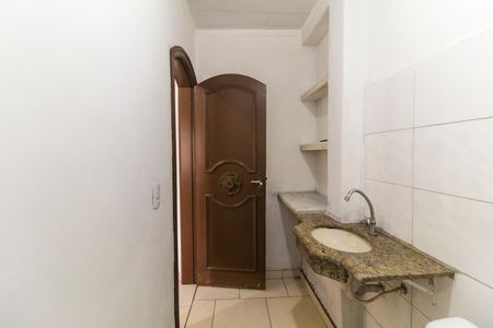 Casa para alugar com 42m², 1 quarto e sem vagaBanheiro