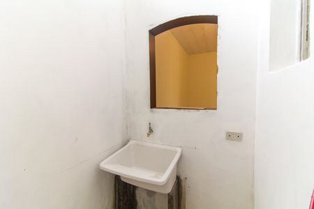 Casa para alugar com 42m², 1 quarto e sem vagaÁrea de Serviço