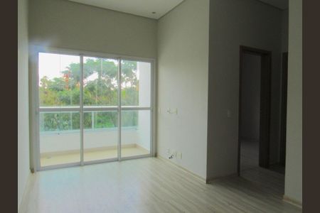 Sala de apartamento à venda com 2 quartos, 54m² em Quitaúna, Osasco