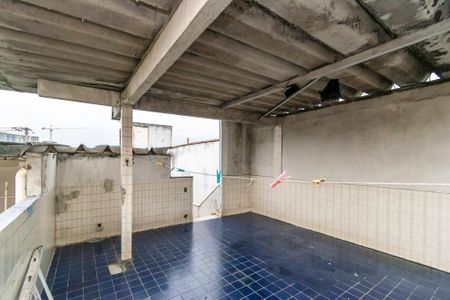 Casa à venda com 342m², 5 quartos e 3 vagas Casa à venda com 342m², 5 quartos e 3 vagasTerraço