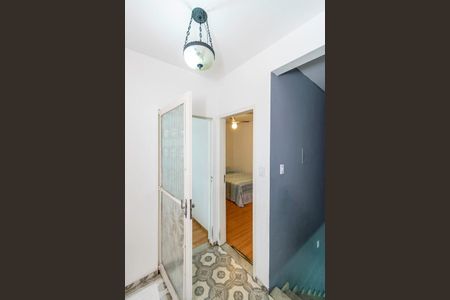 Casa à venda com 342m², 5 quartos e 3 vagas Casa à venda com 342m², 5 quartos e 3 vagasHall do 2º andar