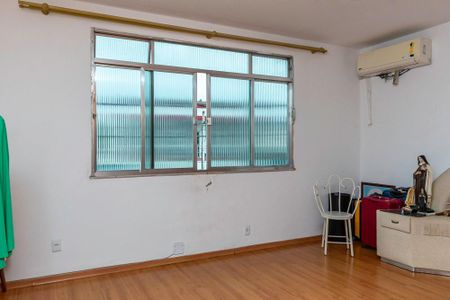 Casa à venda com 342m², 5 quartos e 3 vagas Casa à venda com 342m², 5 quartos e 3 vagasSuíte