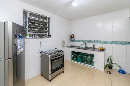 Casa à venda com 342m², 5 quartos e 3 vagas Casa à venda com 342m², 5 quartos e 3 vagasCozinha