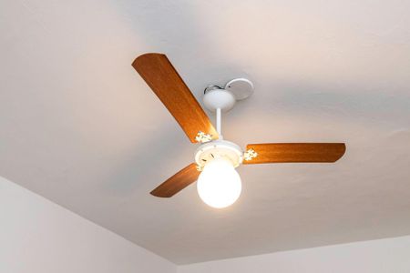 Casa à venda com 342m², 5 quartos e 3 vagas Casa à venda com 342m², 5 quartos e 3 vagasQuarto 3