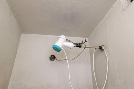 Casa à venda com 342m², 5 quartos e 3 vagas Casa à venda com 342m², 5 quartos e 3 vagasBanheiro de serviço