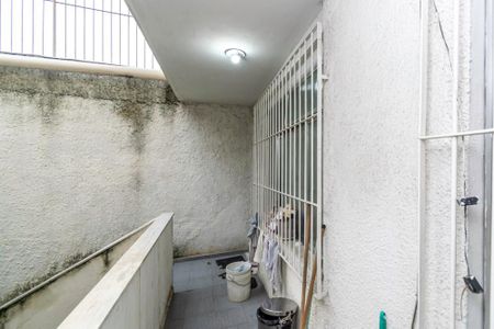 Casa à venda com 342m², 5 quartos e 3 vagas Casa à venda com 342m², 5 quartos e 3 vagasÁrea de Serviço