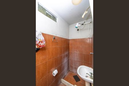 Casa à venda com 342m², 5 quartos e 3 vagas Casa à venda com 342m², 5 quartos e 3 vagasBanheiro de serviço