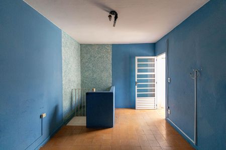 Casa à venda com 125m², 3 quartos e 2 vagas Casa à venda com 125m², 3 quartos e 2 vagasEdícula Quarto