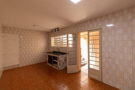 Casa à venda com 125m², 3 quartos e 2 vagas Casa à venda com 125m², 3 quartos e 2 vagasCozinha