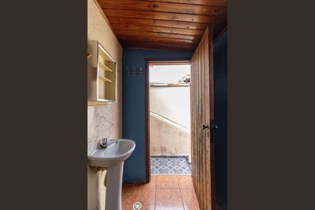 Casa à venda com 125m², 3 quartos e 2 vagas Casa à venda com 125m², 3 quartos e 2 vagasEdícula Banheiro