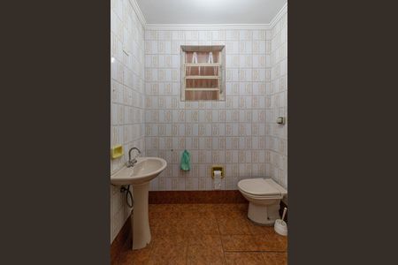 Casa à venda com 125m², 3 quartos e 2 vagas Casa à venda com 125m², 3 quartos e 2 vagasBanheiro