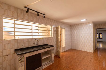 Casa à venda com 125m², 3 quartos e 2 vagas Casa à venda com 125m², 3 quartos e 2 vagasCozinha