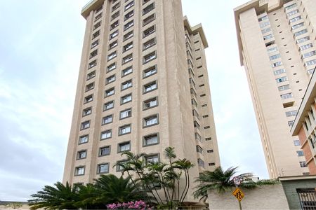 Apartamento para alugar com 40m², 1 quarto e 1 vagaFachada