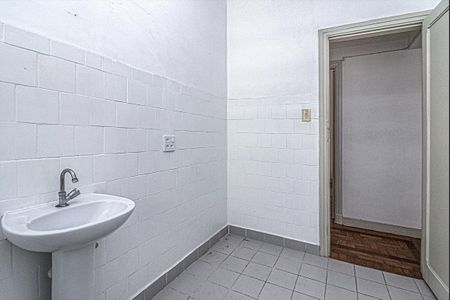 Casa à venda com 78m², 2 quartos e 1 vaga Casa à venda com 78m², 2 quartos e 1 vagabanheiro social_4