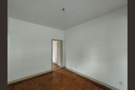 Apartamento à venda com 79m², 2 quartos e 1 vaga Apartamento à venda com 79m², 2 quartos e 1 vagaSala