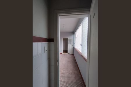 Apartamento à venda com 79m², 2 quartos e 1 vaga Apartamento à venda com 79m², 2 quartos e 1 vagaBanheiro de serviço