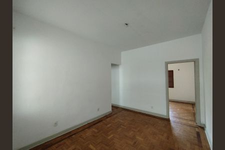 Apartamento à venda com 79m², 2 quartos e 1 vaga Apartamento à venda com 79m², 2 quartos e 1 vagaSala