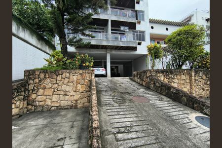 Apartamento à venda com 80m², 2 quartos e 1 vaga