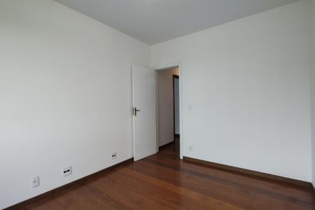 Apartamento à venda com 80m², 2 quartos e 1 vaga Apartamento à venda com 80m², 2 quartos e 1 vagaQuarto 1