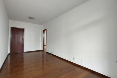 Apartamento à venda com 80m², 2 quartos e 1 vaga Apartamento à venda com 80m², 2 quartos e 1 vagaSala
