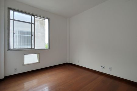 Apartamento à venda com 80m², 2 quartos e 1 vaga Apartamento à venda com 80m², 2 quartos e 1 vagaQuarto 2