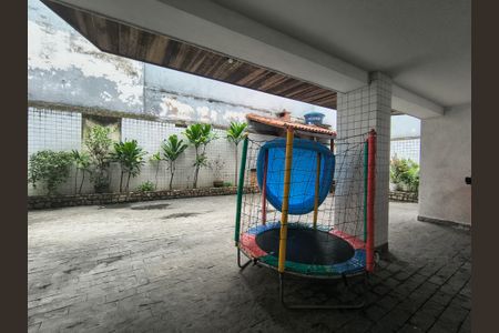 Apartamento à venda com 80m², 2 quartos e 1 vaga Apartamento à venda com 80m², 2 quartos e 1 vagaÁrea comum - Playground