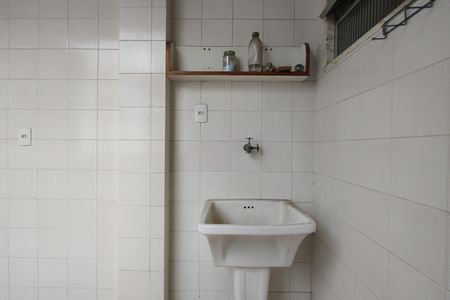 Apartamento à venda com 80m², 2 quartos e 1 vaga Apartamento à venda com 80m², 2 quartos e 1 vagaÁrea de Serviço