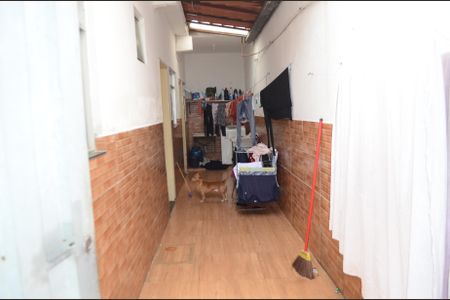 Casa à venda com 366m², 2 quartos e sem vagavaranda