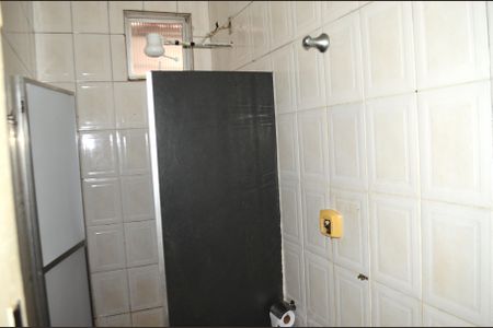 Casa à venda com 366m², 2 quartos e sem vagaBanheiro