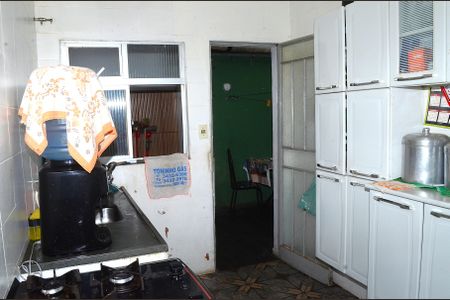 Casa à venda com 366m², 2 quartos e sem vagaCozinha