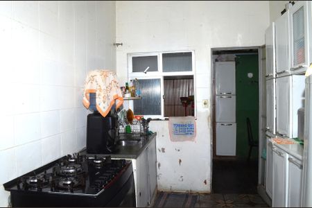 Casa à venda com 366m², 2 quartos e sem vagaCozinha