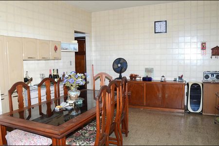 Casa à venda com 360m², 1 quarto e 4 vagascozinha