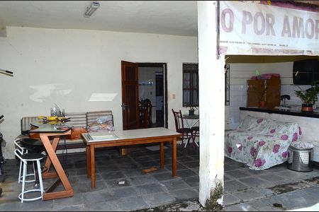 Casa à venda com 360m², 1 quarto e 4 vagasÁrea externa