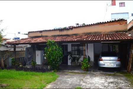 Casa à venda com 360m², 1 quarto e 4 vagasFachada