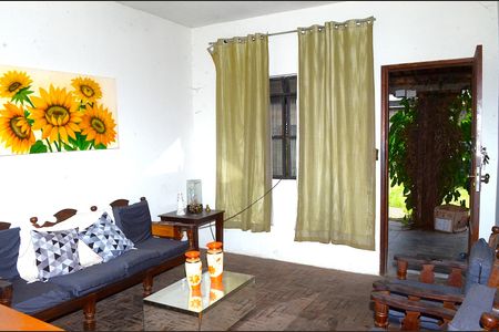 Casa à venda com 360m², 1 quarto e 4 vagasSala