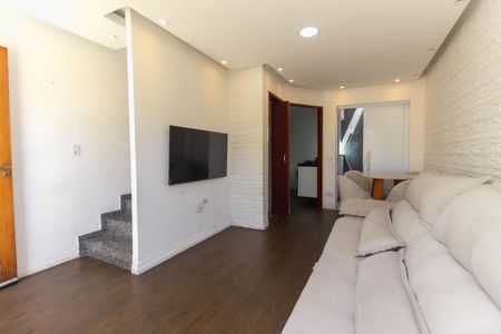 Sala de casa de condomínio à venda com 2 quartos, 62m² em Parada Xv de Novembro, São Paulo