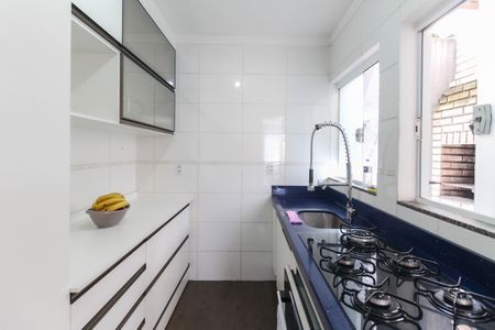 Casa de condomínio à venda com 62m², 2 quartos e 1 vagaCozinha