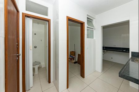 Apartamento à venda com 100m², 3 quartos e 1 vaga Apartamento à venda com 100m², 3 quartos e 1 vagaÁrea de Serviço