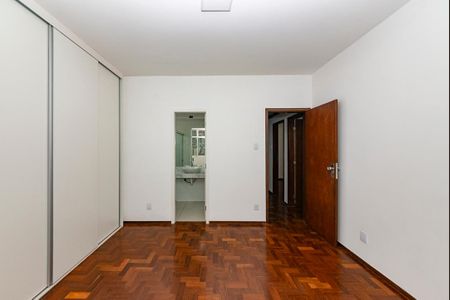 Apartamento à venda com 100m², 3 quartos e 1 vaga Apartamento à venda com 100m², 3 quartos e 1 vagaSuíte