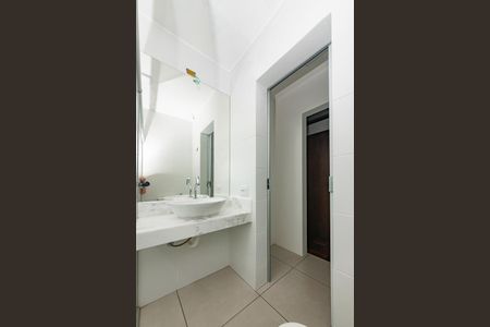 Apartamento à venda com 100m², 3 quartos e 1 vaga Apartamento à venda com 100m², 3 quartos e 1 vagaBanheiro Social