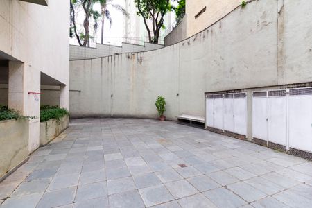 Apartamento para alugar com 160m², 2 quartos e 2 vagas Apartamento para alugar com 160m², 2 quartos e 2 vagasÁrea comum