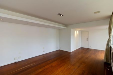 Sala de apartamento para alugar com 2 quartos, 160m² em Santo Antônio, Belo Horizonte